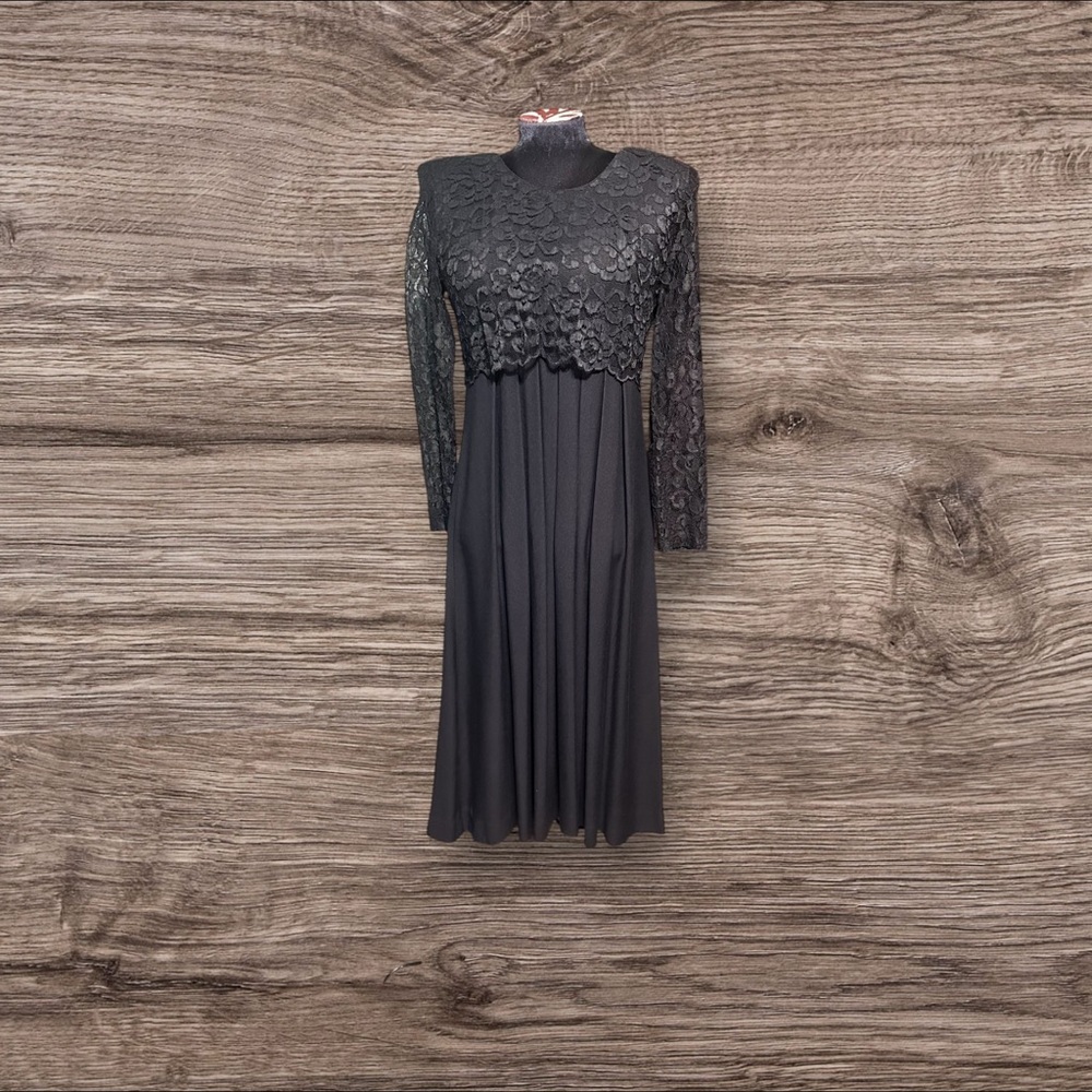 Vintage CDC Black Lace Bodice MIDI Dress Size 4